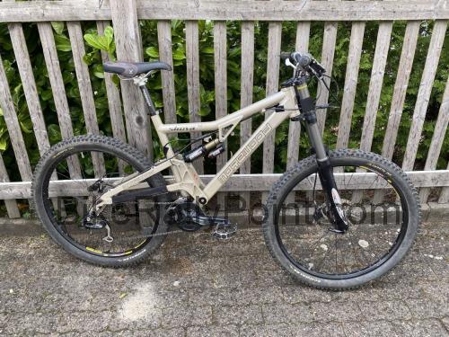 Morewood Shova specs and reviews